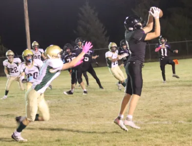 Titans pull away from Badgers in 2nd half